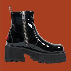 UNIF dada boots